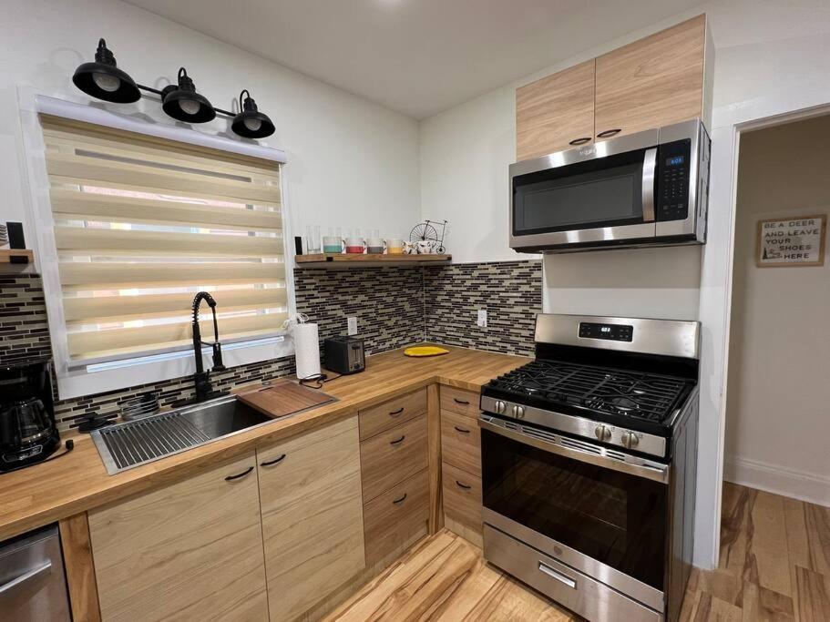 Trendy In Tremont, Cle Apartman Cleveland Kültér fotó
